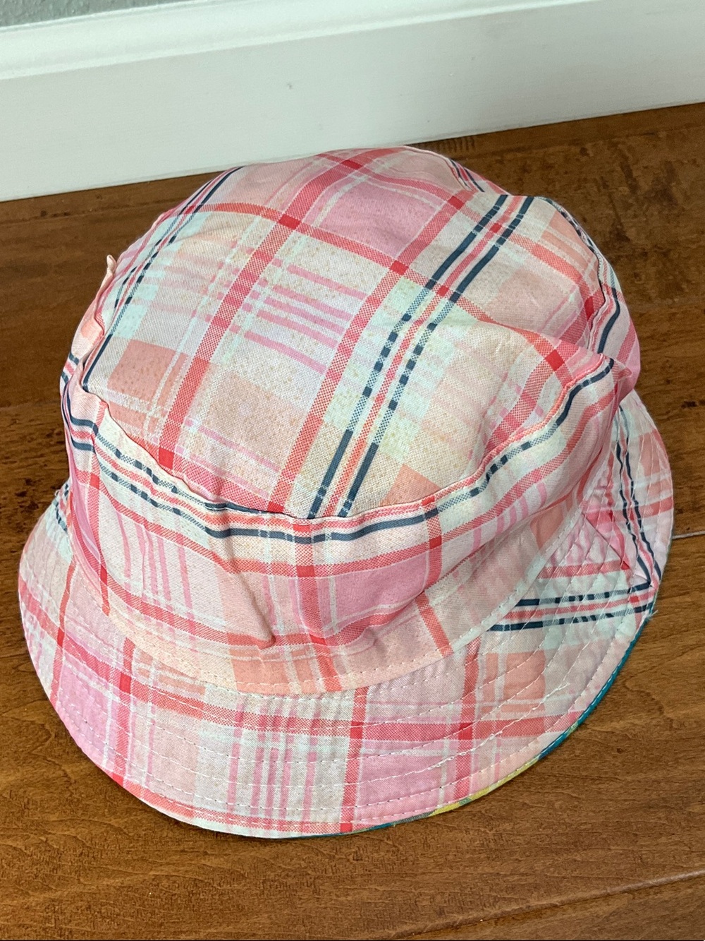 Reversible bucket hat - Picture 2 of 2